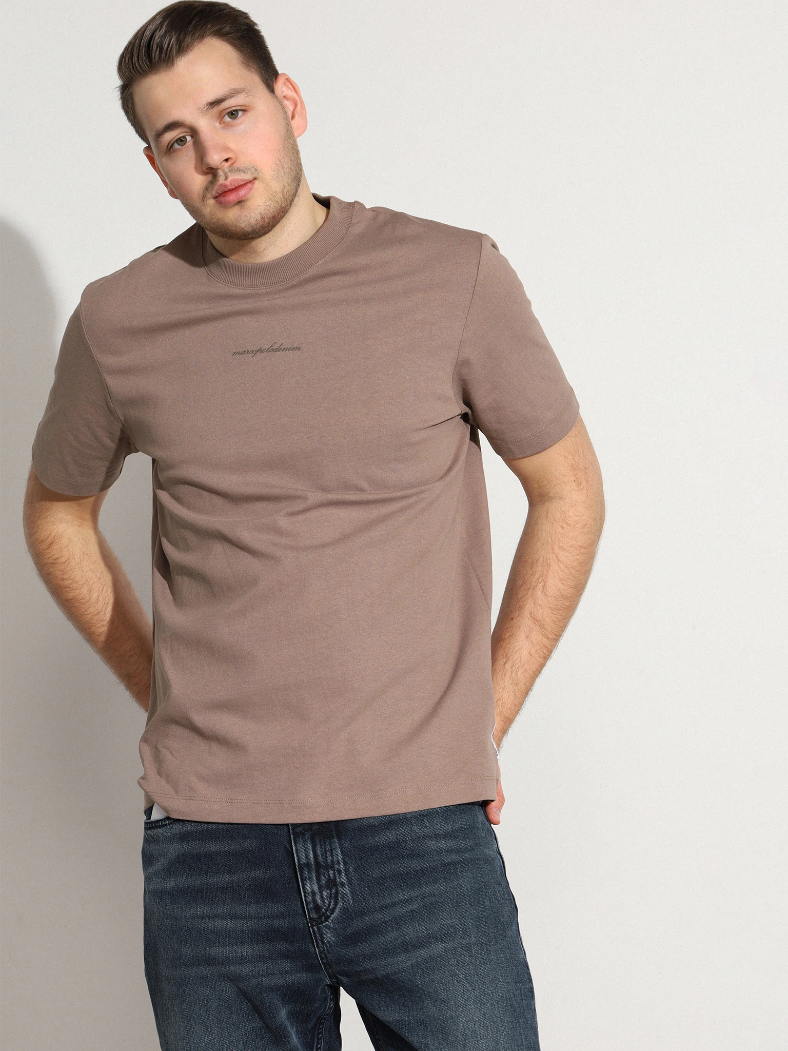 Футболка темно-бежевого цвета из хлопка